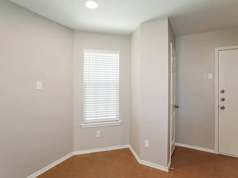 16508 Cowboy Trl — Photo 12