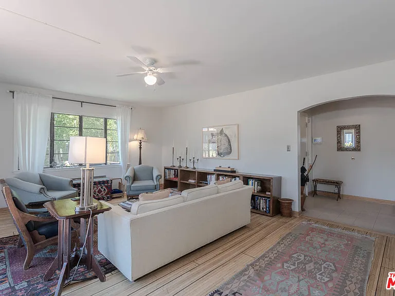 10959 Strathmore Dr — Photo 5