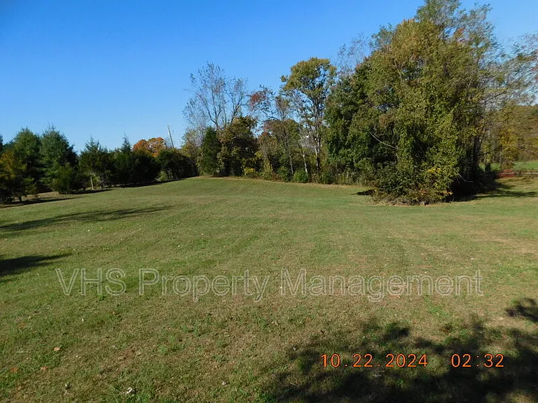 13341 Latham Ln — Photo 14