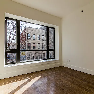 Rented by Nooklyn NYC LLC | media 156