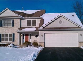 7356 Fox Ln, Holland, OH
