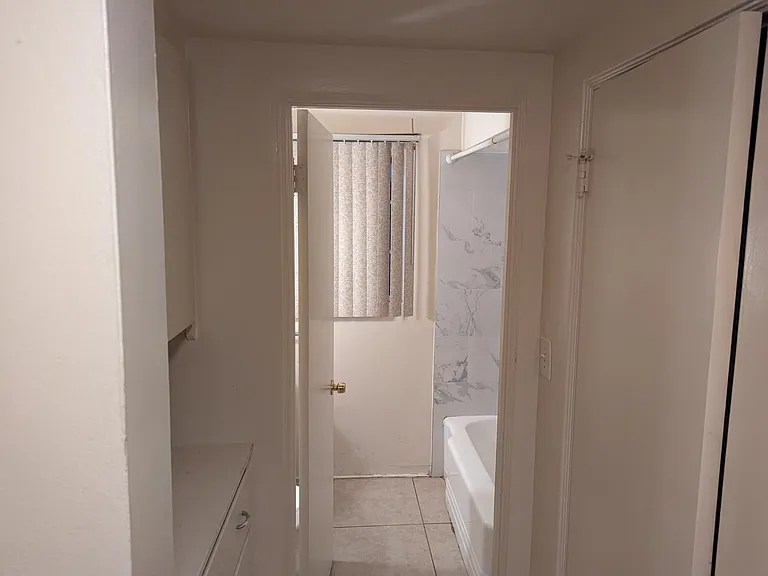 1309 W Osborn Rd — Photo 6