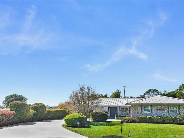 1898 SE Coronado Ln, Stuart, FL 34996