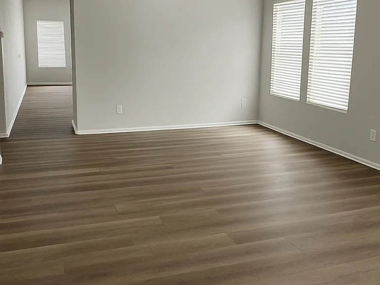 591 W Vekol Ct — Photo 3