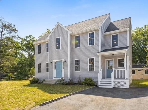 14 Reed Ave, Plymouth, MA 02360