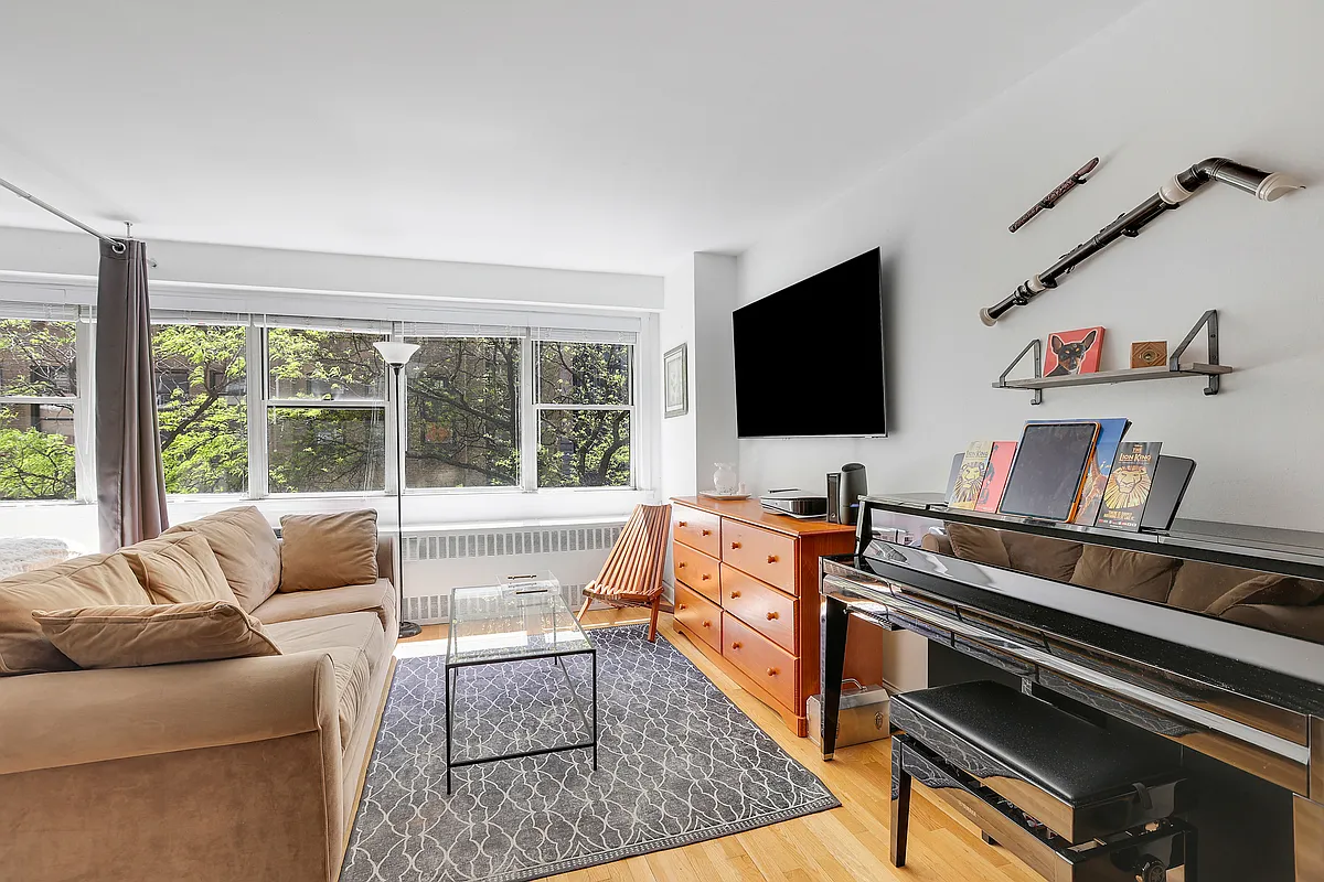 430 West 34th Street 4B