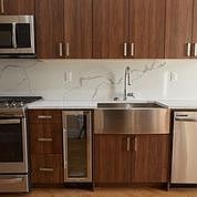 4th image of 921 Washington Ave #211