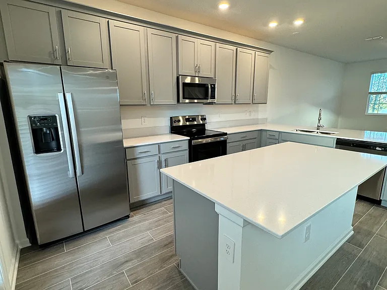 2571 Relaxing Ln — Photo 6