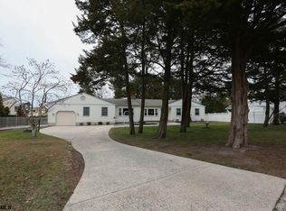 14 Wendy Dr, Linwood, NJ 08221