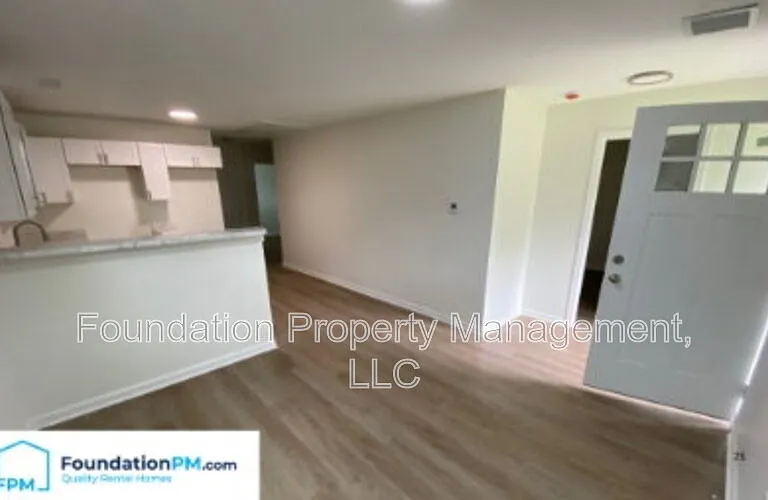 2831 Overton Crossing St — Photo 8