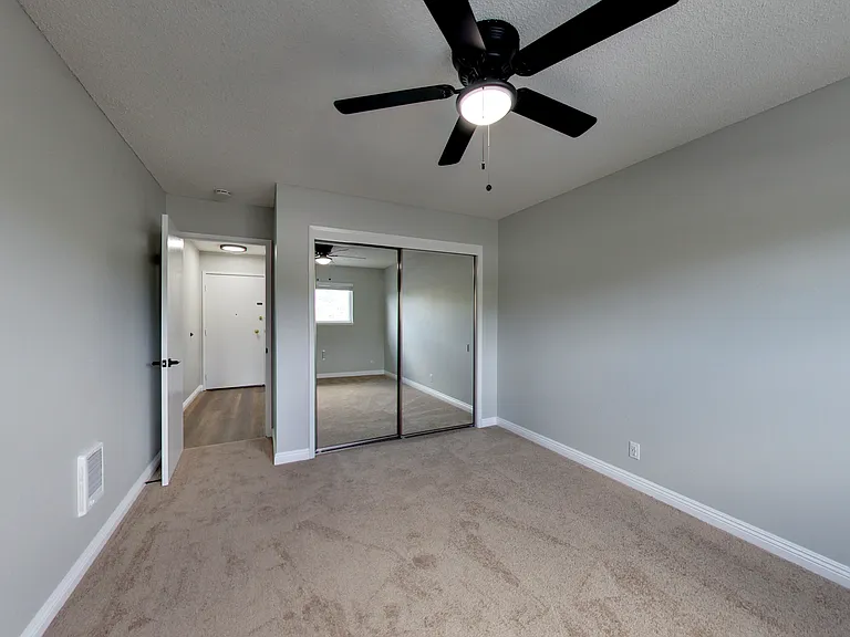 PARKWEST APARTMENTS — Photo 20