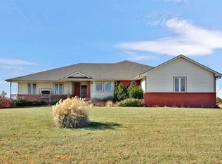 9801 S 51st St W, Peck, KS 67120