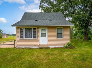5709 Canary Rd, Grasston, MN 55030