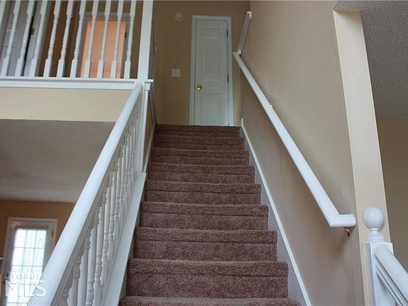 2nd image of 7162 Mill Arbor