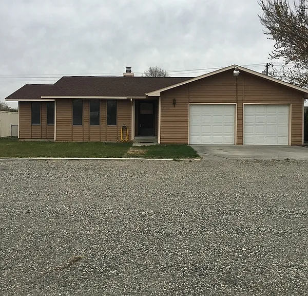 2720 S Jean St — Photo 1