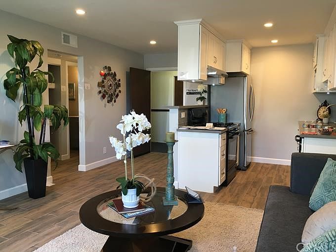 1st image of 2411 Prospect Ave APT 123