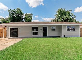 6311 Lyndhurst Dr, Houston, TX 77087