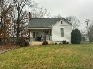 214 37th St SW, Hickory, NC 28602