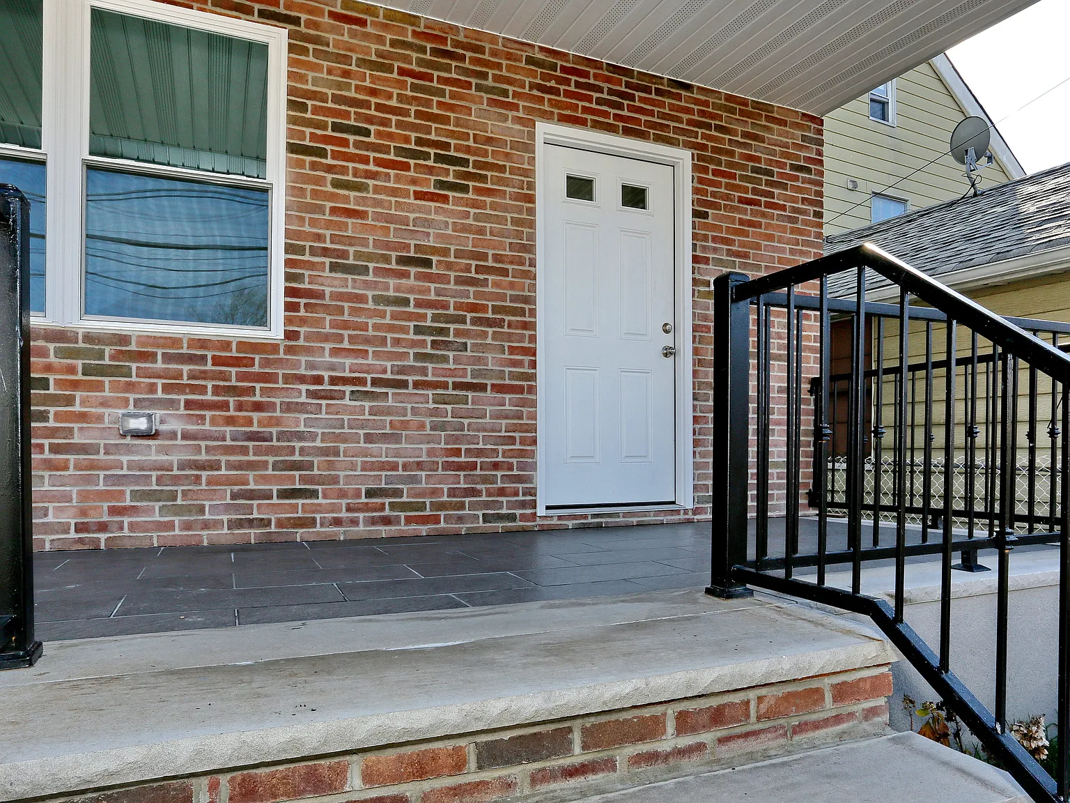 5 bed, 3.5 bath, $4,700 — Photo 2