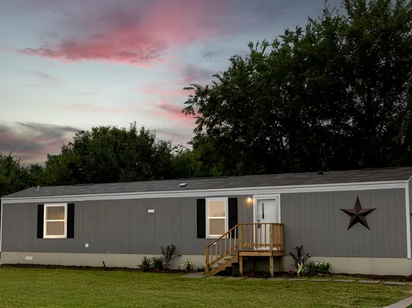 114-108 Saint Michaels Dr, Trinidad, TX 75163