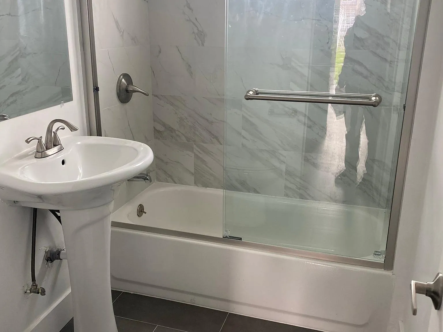Studio, 400 sqft, $1,395 — Photo 4