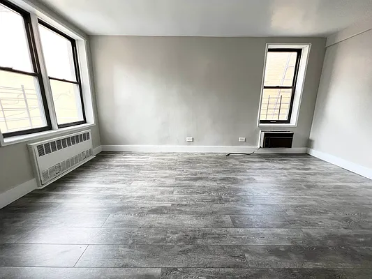 Rented by Premier One Realty LLC | media 27