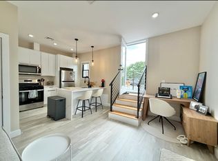 69 Putnam St #3, Boston, MA 02128