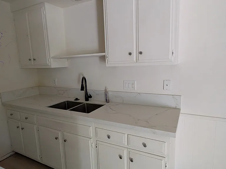 4867 Santa Cruz Ave #4 — Photo 9