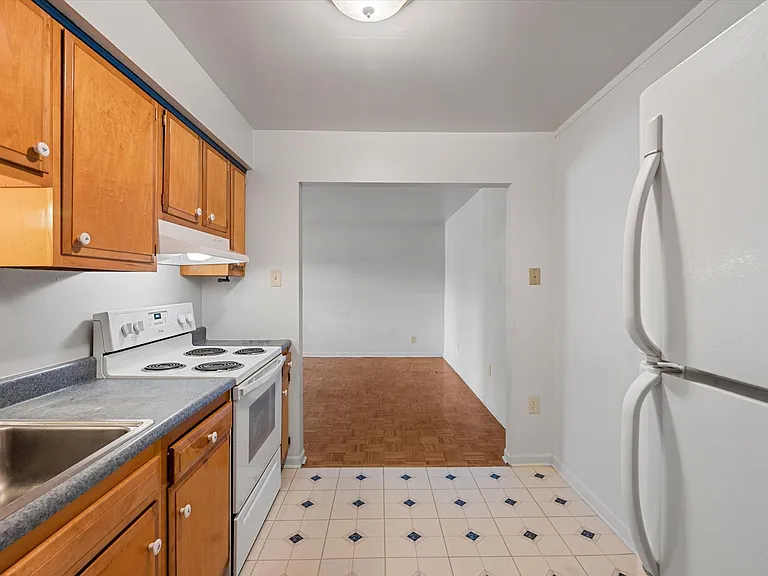 1 Stoneybrook Rd — Photo 11