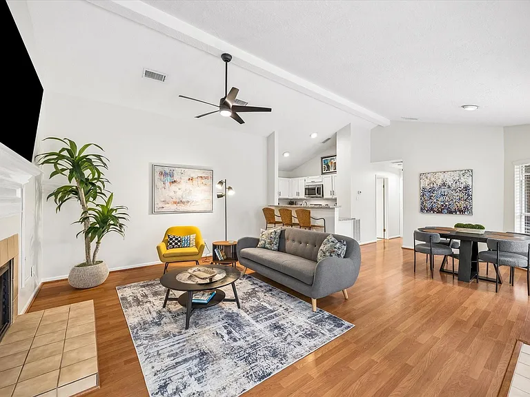 30 Camberwell Ct — Photo 3