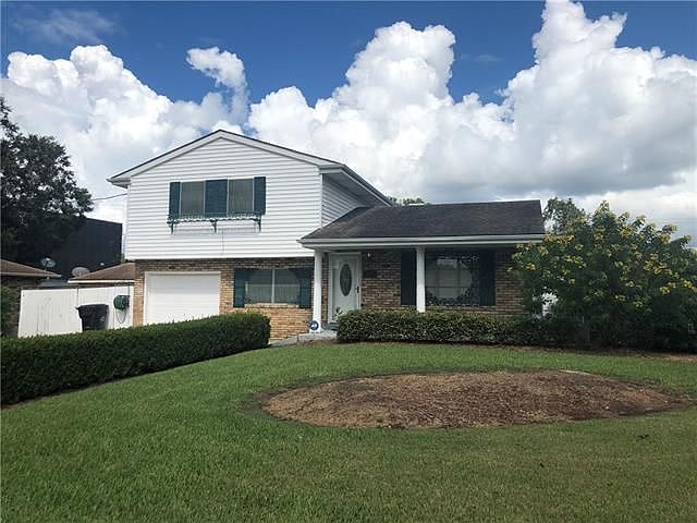 1st image of 122 Park Dr