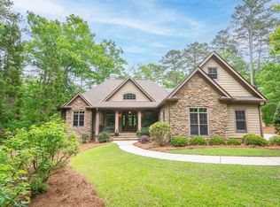 1000 Parrotts Cove Rd, Greensboro, GA 30642