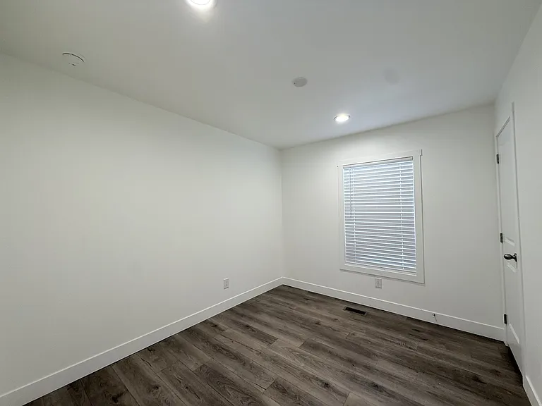 2060 N Center St #34 — Photo 16