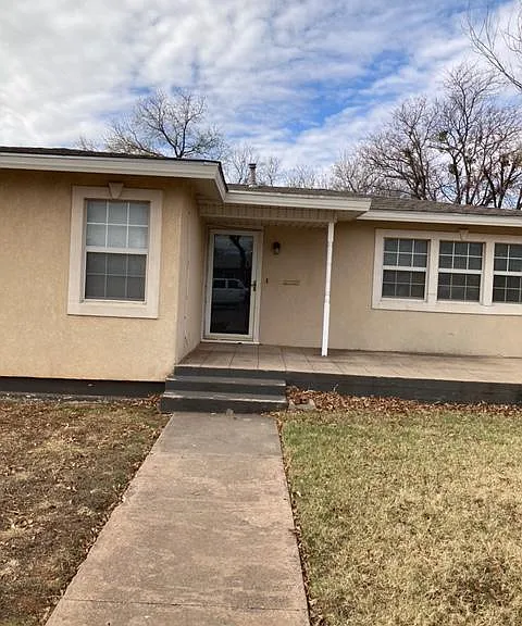 602 Woodlawn Drive