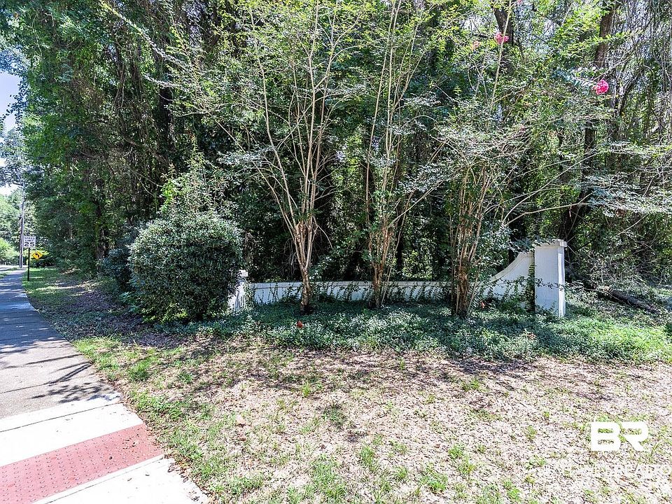 1st image of 102 Durnford Hill Ct