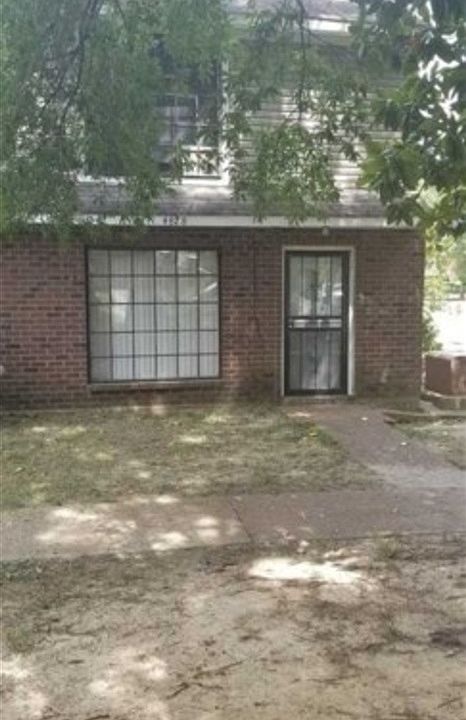 1st image of 4878 Chesterwood Ct #24