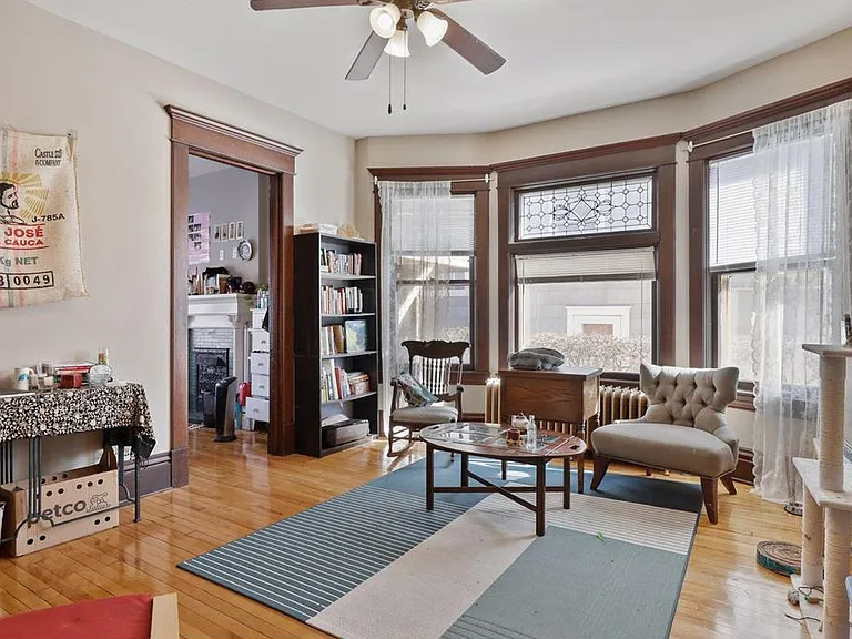 1862 Roblyn Ave #2 — Photo 3
