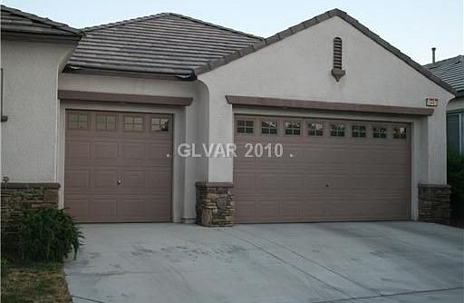 1st image of 10401 Burensburg Ave