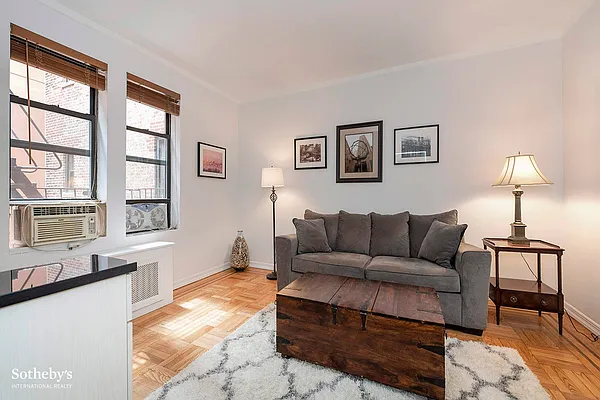 Sold by Sotheby's International Realty | media 2