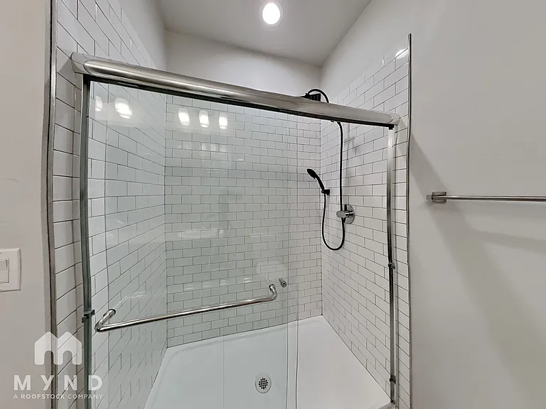 1217 NW Benton St #1217 — Photo 9