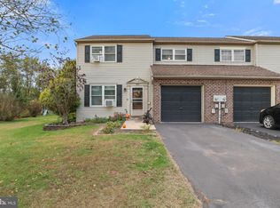 3121 Long Meadow Dr #37A, Dover, PA 17315