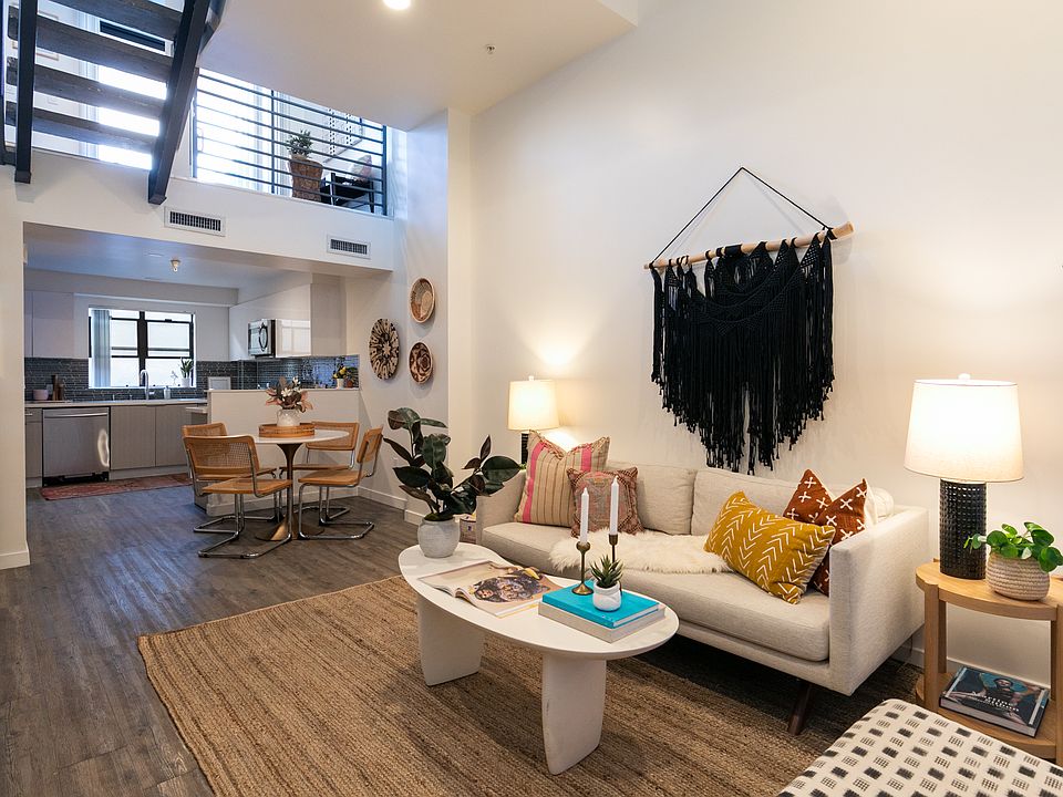 1st image of 753 Lillian Way APT 5