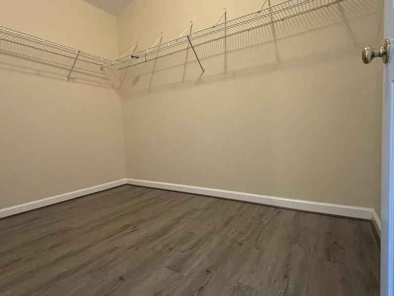 8879 Papillon Dr — Photo 16