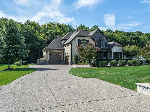 2nd image of 5001 Buds Farm Ln