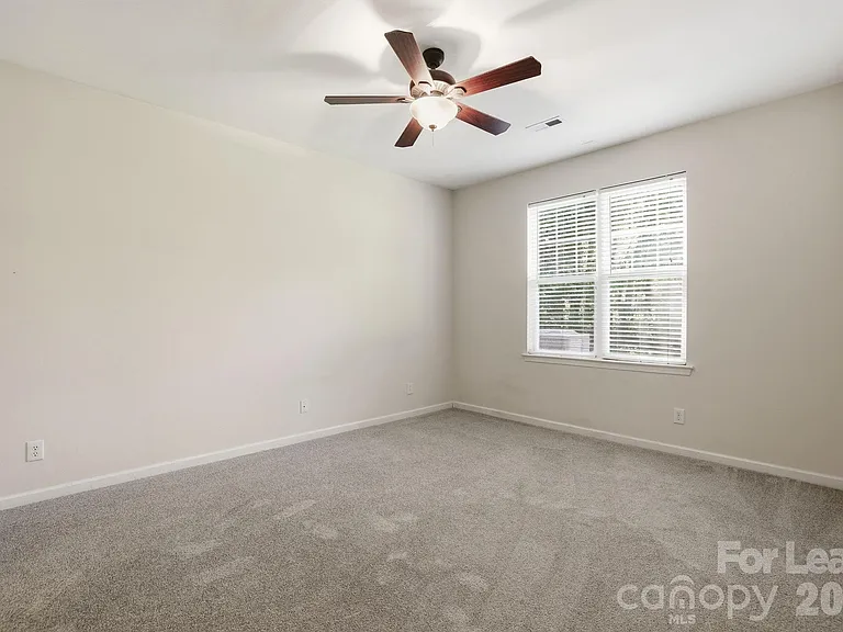 10781 Essex Hall Dr — Photo 16