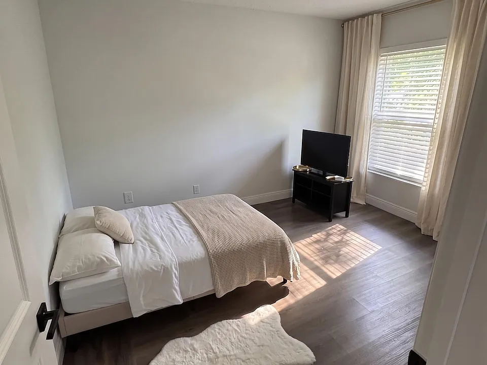Bahia Court Trak