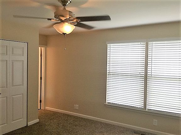 5th image of 406 Preakness Dr