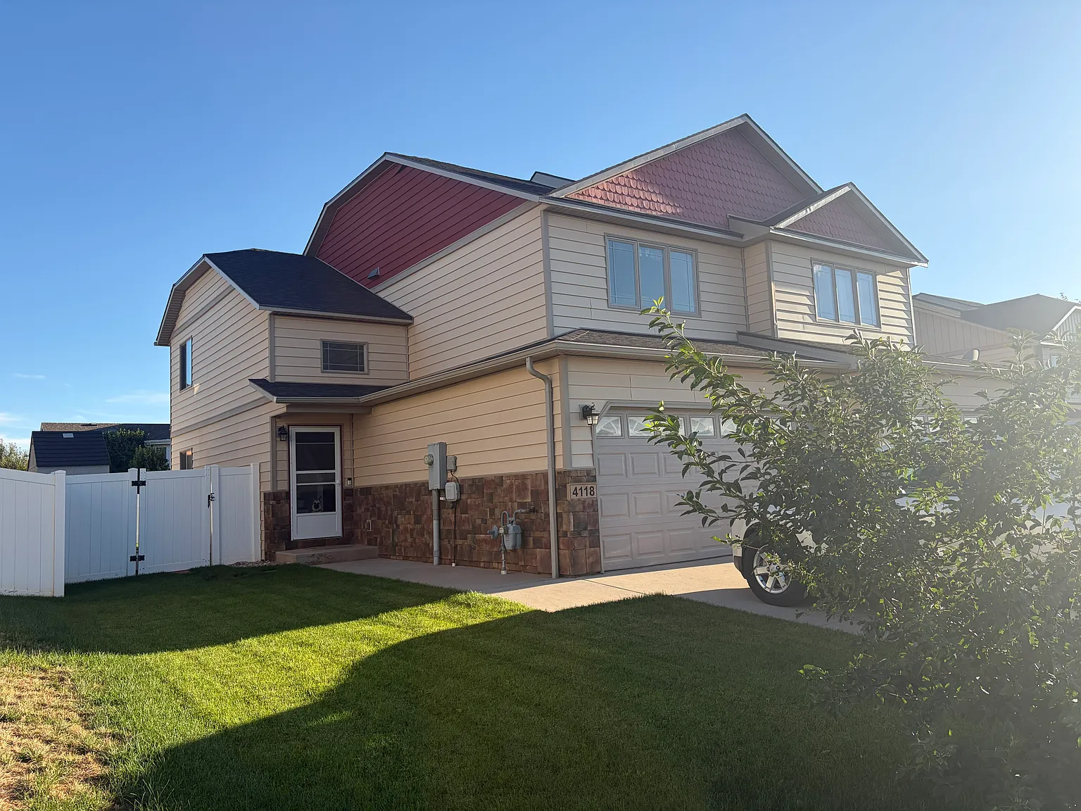 4118 Moraine St — Photo 1