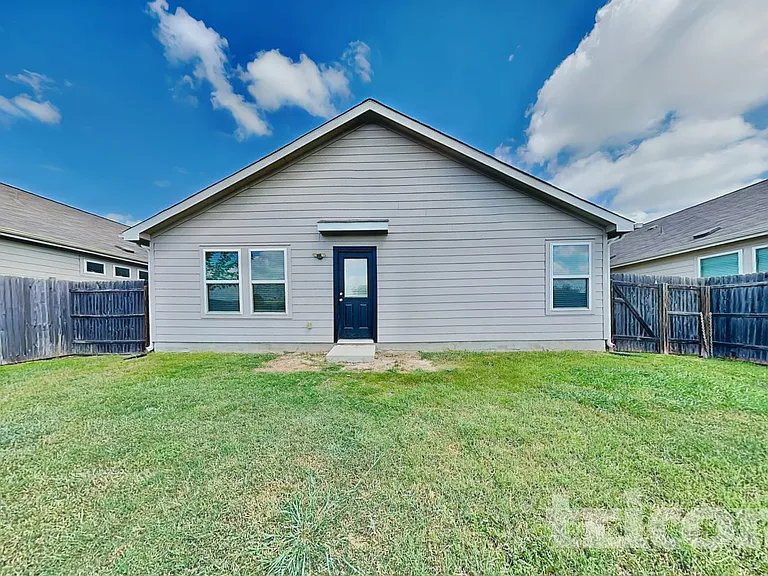 1876 Heather Glen Dr — Photo 15