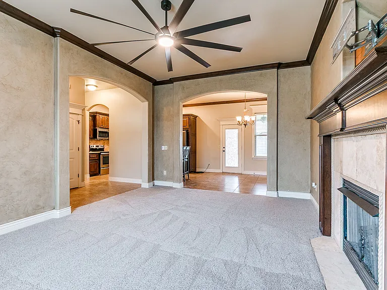 19132 Summer Grove Ave — Photo 6